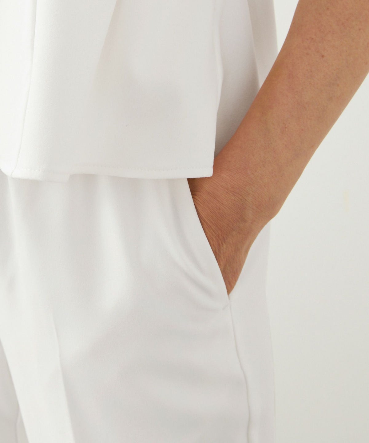 手洗い可セットアップ対応可S/M/L上品きれいめ大人カジュアルシンプルオフィスフォーマルテーパードセンタープレス美脚ジョイントスペースLPセットアップ企画-01