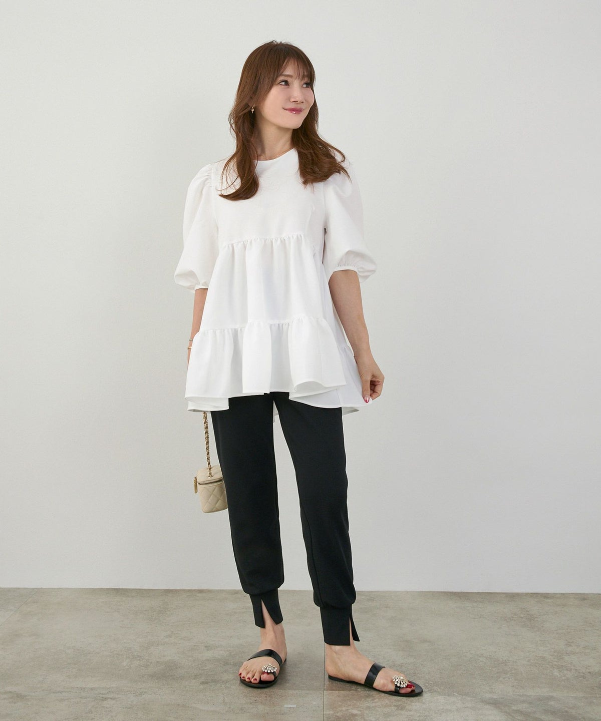 手洗い可上品きれいめパフ袖大人カジュアルオフィスフォーマルフェミニン体型カバージョイントスペース