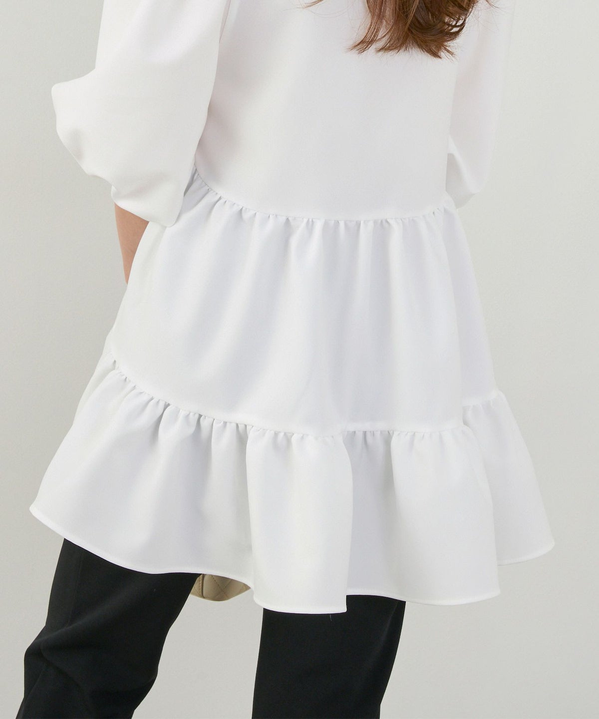 手洗い可上品きれいめパフ袖大人カジュアルオフィスフォーマルフェミニン体型カバージョイントスペース