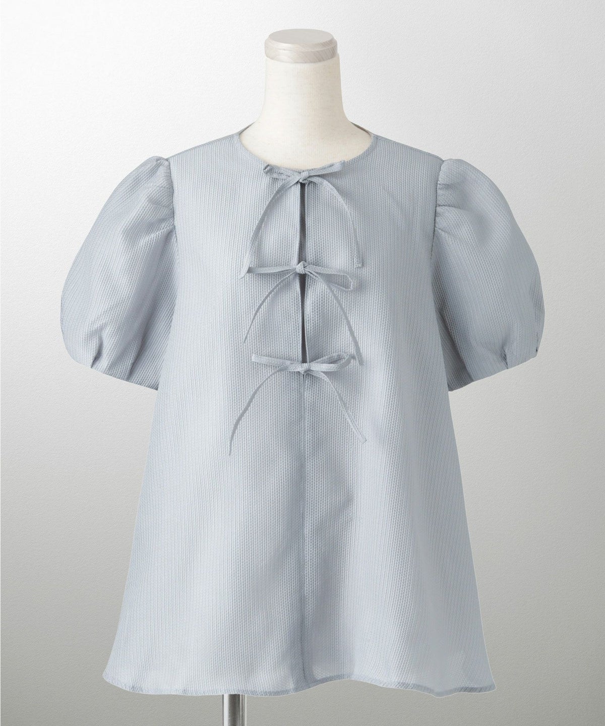 レディース トップス  ブラウス リボン ジャガード 半袖 きれいめ 上品 洗える ホワイト サックス ブラック M