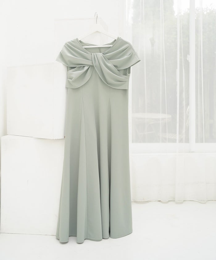 レディースワンピースロング丈リラックス伸縮ノースリーブオフショル風ツイストリボンエレガントフェミニン上品大人カジュアルアイボリーブラックブラウン