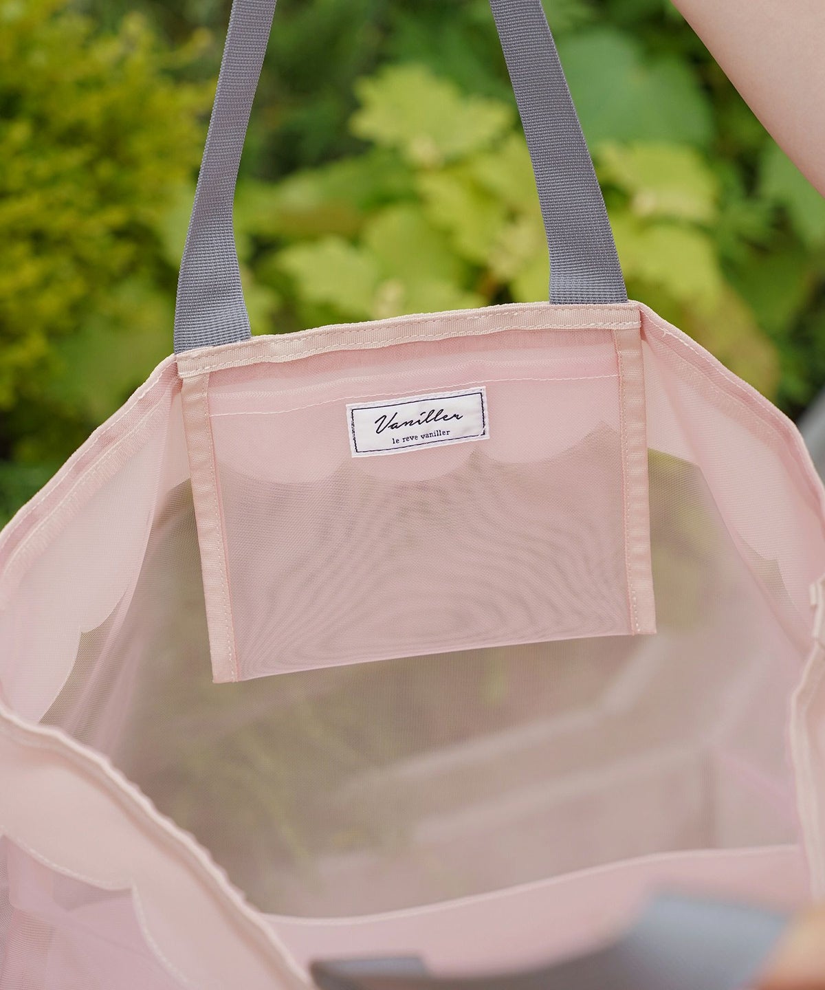 レディースファッションエレガントフェミニンメッシュバッグトートバッグスカラップロゴプリントオリジナルかわいいオフホワイトピンク軽量大容量透けPVC