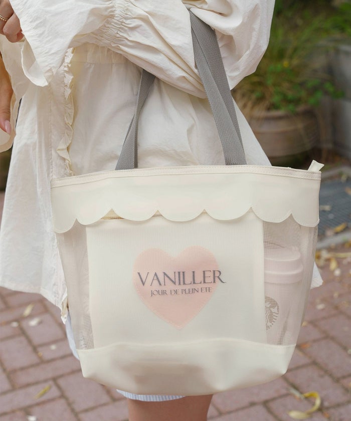 レディースファッションエレガントフェミニンメッシュバッグトートバッグスカラップロゴプリントオリジナルポーチセットポーチ付きミニポーチかわいいオフホワイトピンク軽量大容量透けPVC