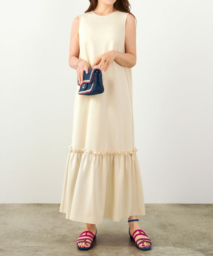 手洗い可かわいい上品きれいめ大人カジュアルシンプルノースリーブ体型カバーフェニミンジョイントスペース