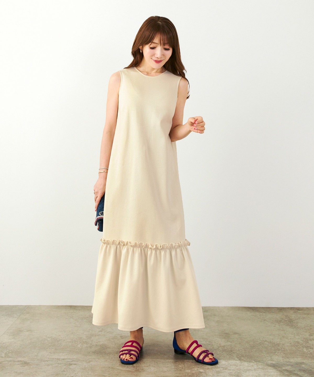 手洗い可かわいい上品きれいめ大人カジュアルシンプルノースリーブ体型カバーフェニミンジョイントスペース