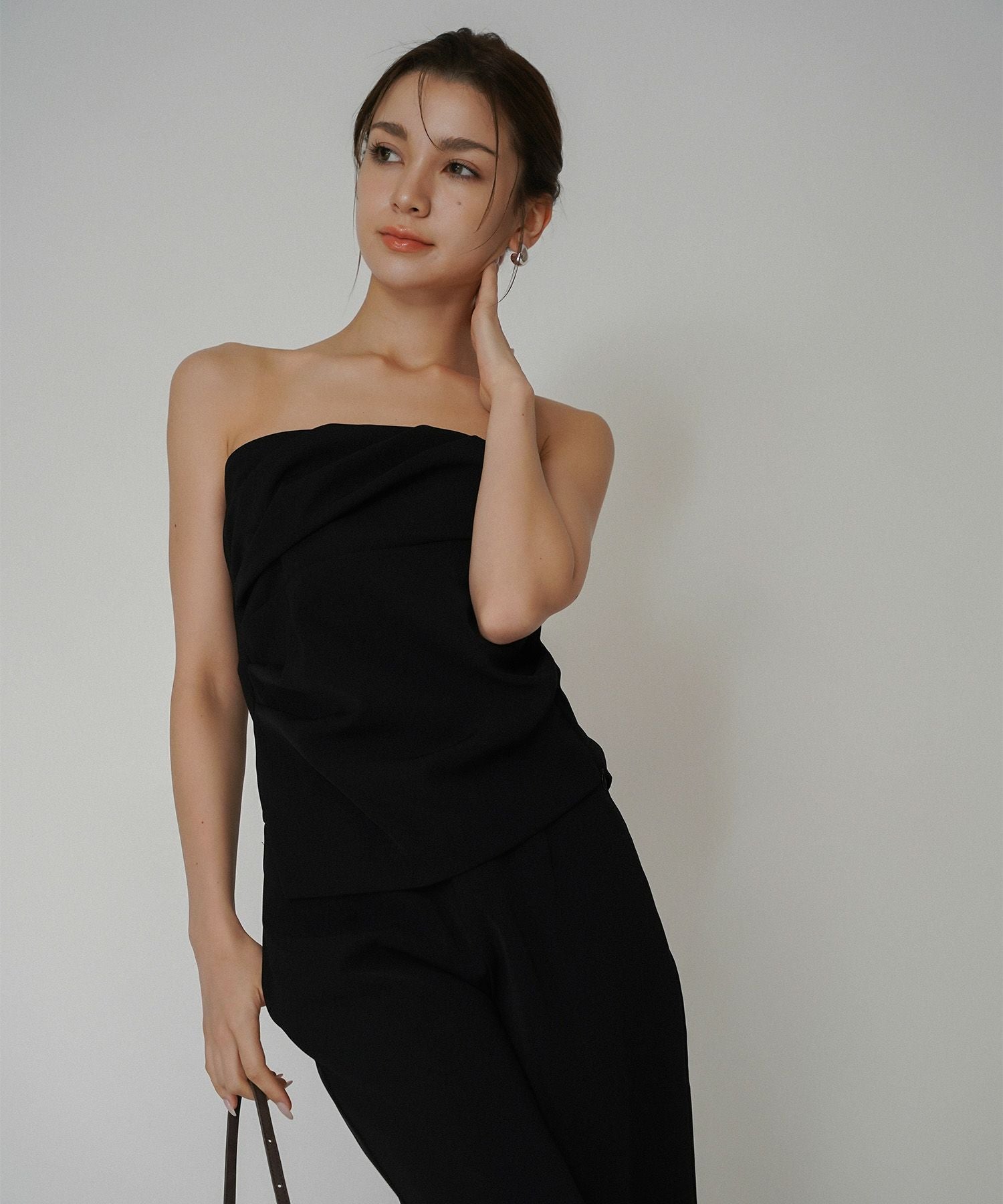 タック ドレープ サテン ベアトップス （ セットアップ可 ） KINO THE