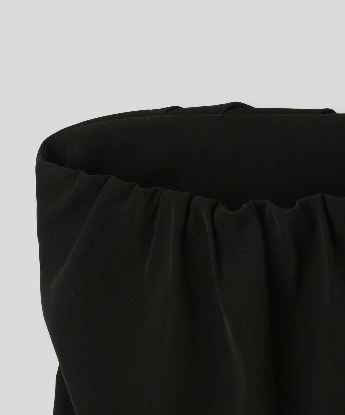 タック ドレープ サテン ベアトップス KINO THE KEI