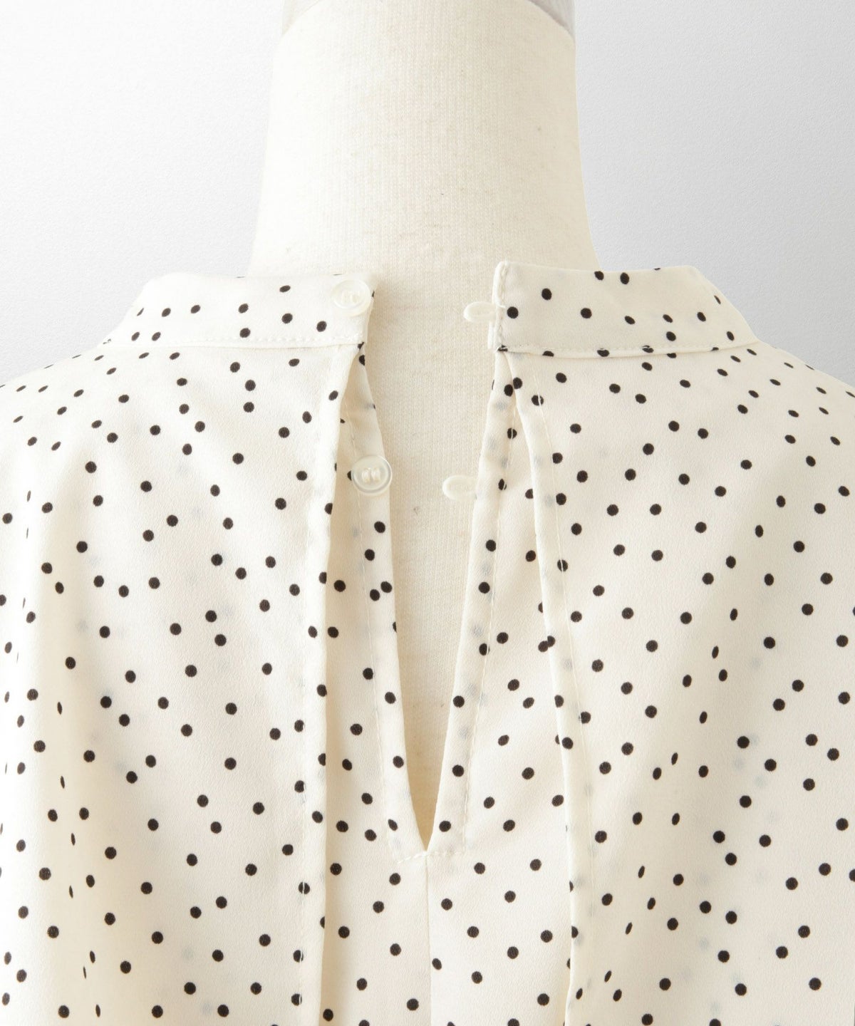 ピンタック ケープ ブラウス レディース ブラウス ドット シフォン チュール 異素材 オフィス きれいめ 上品 洗える