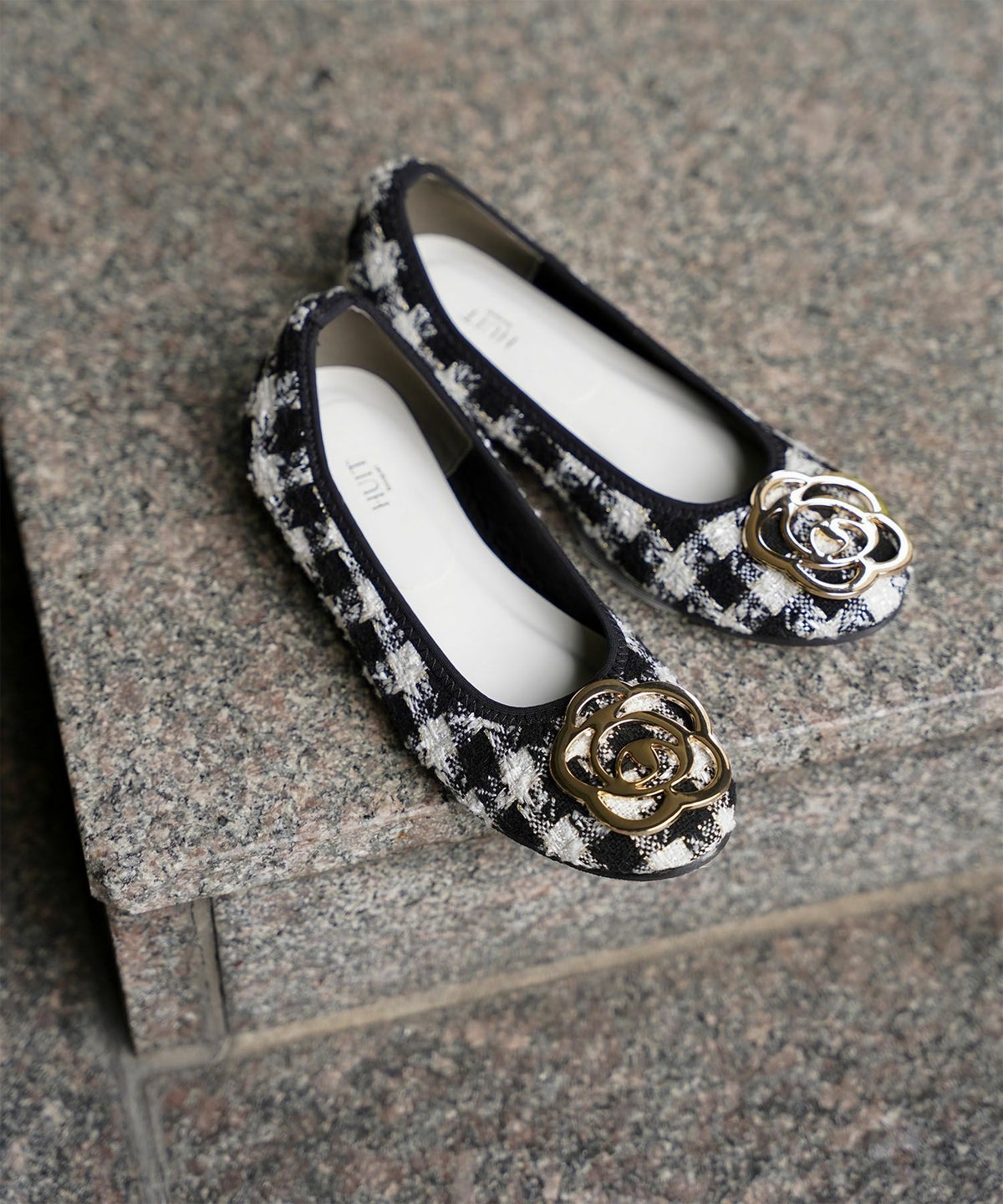 フラワー バックル フラットシューズ ミックス ベージュ ブラック S M L LL