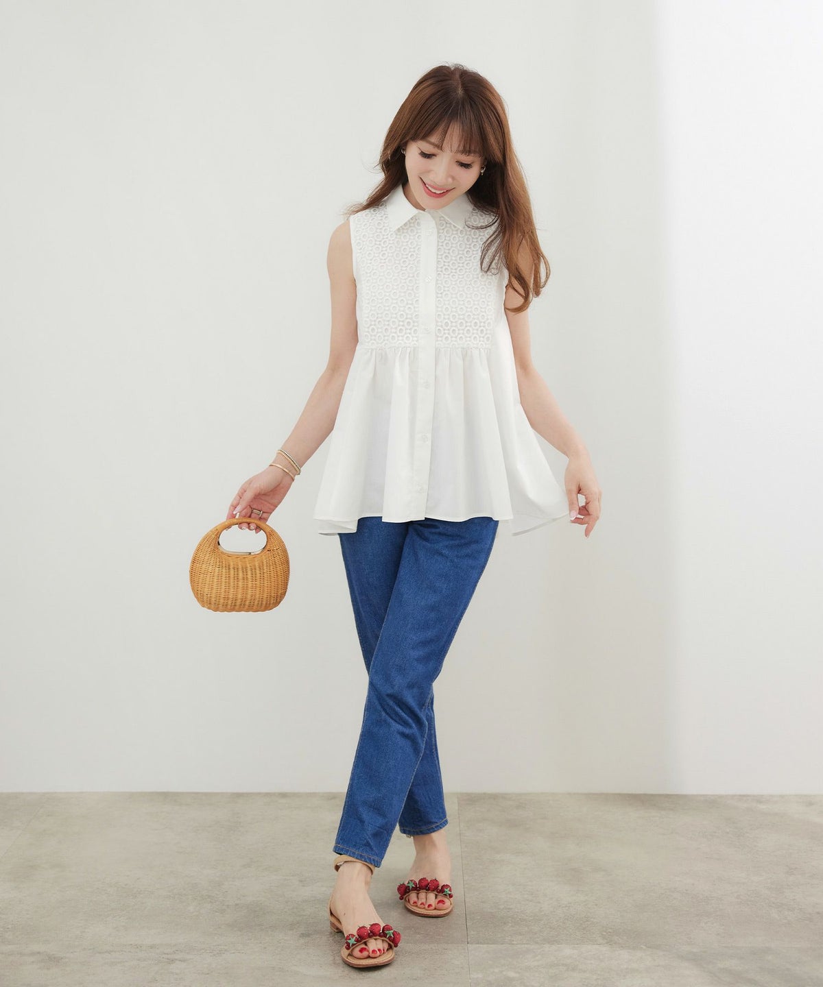 手洗い可かわいい上品きれいめ大人カジュアルシンプルエレガントノースリーブ体型カバージョイントスペース