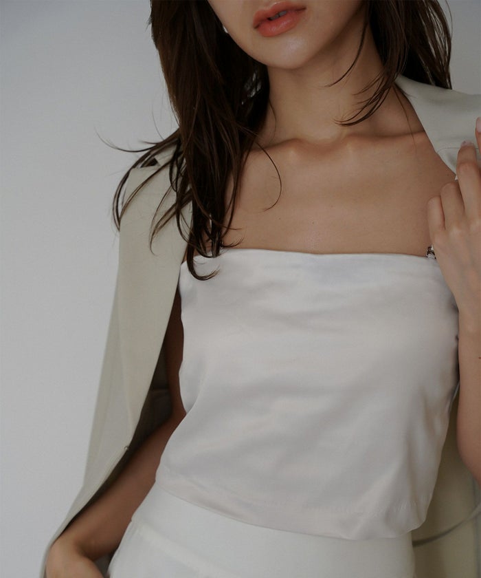 サテン クロップド カップ付き トップス KINO THE KEI