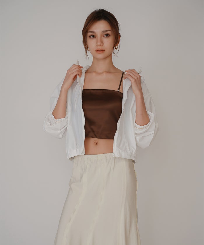 サテン クロップド カップ付き トップス KINO THE KEI