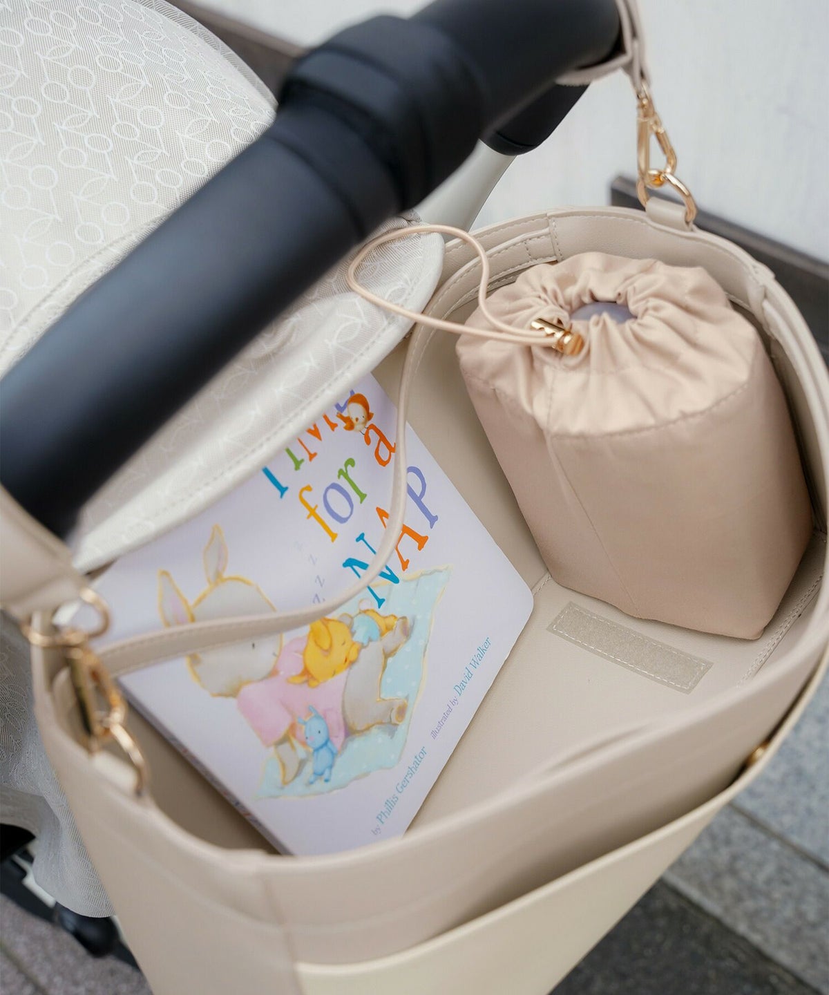 レディースバッグベビーカーバッグバギーバッグ洗えるポケット大容量保冷ペットボトルホルダーごみ入れ持ち運び3WAYベビーカー出産祝いママギフトプレゼントおしゃれペットカートバッグかわいい赤ちゃん新ママ子育て必要なものグレージュブラウン