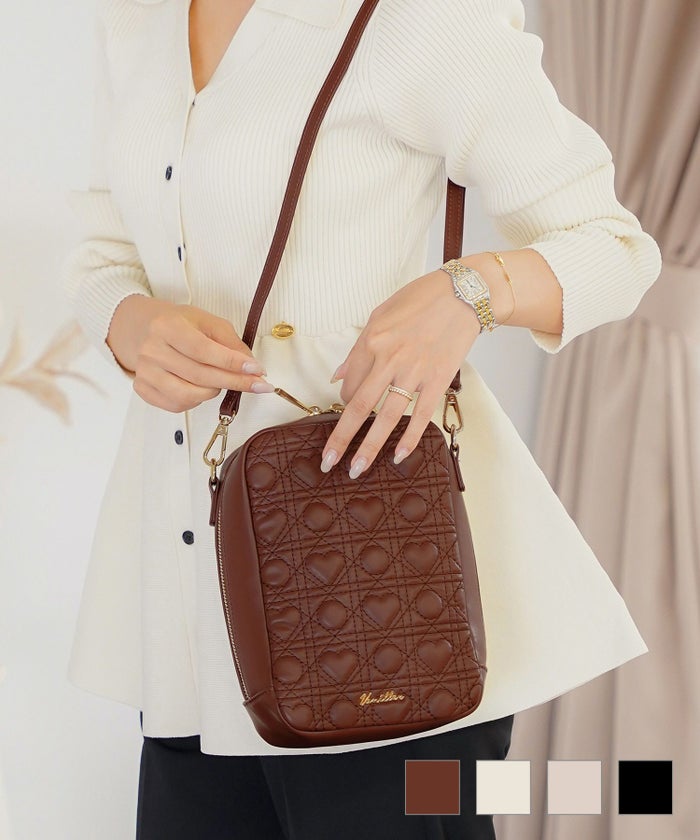 レディース バッグ サブバッグ ポーチ 縦長 ペンラ入れ 大容量 ライブ 遠征 小物入れ かわいい ハートキルティング フェミニン エレガント キュート オリジナル ハートキルティング 縦長 ポシェット バッグ le reve vaniller