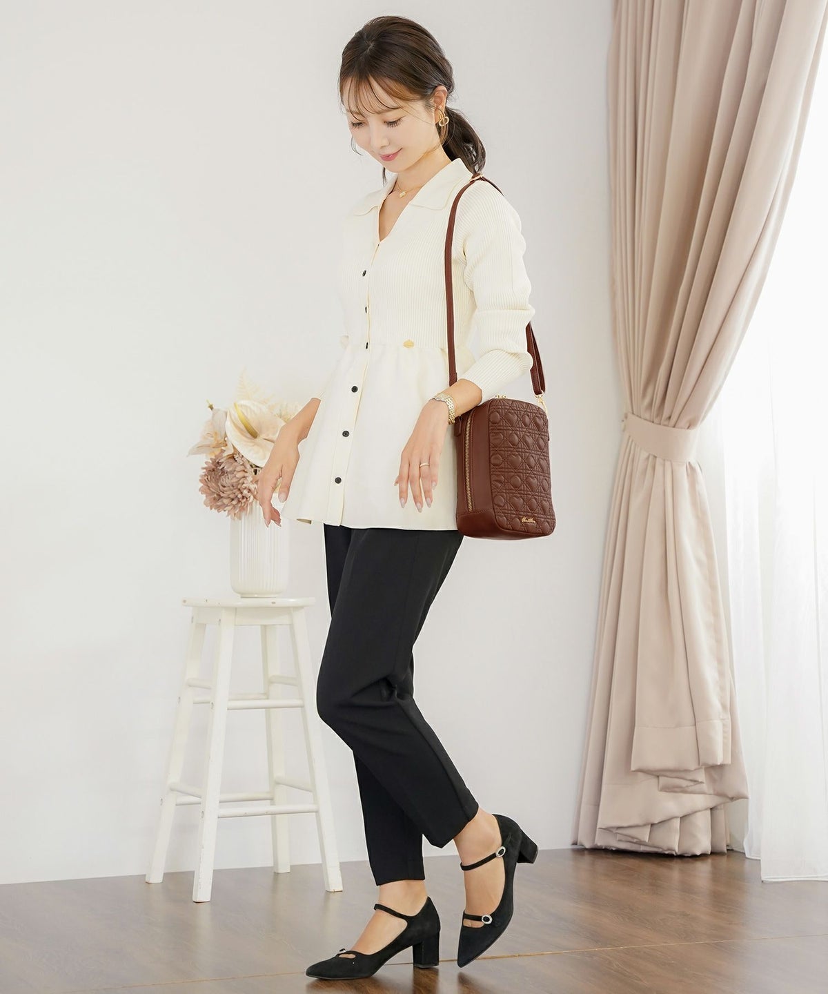 レディースバッグサブバッグポーチ縦長ペンラ入れ大容量ライブ遠征小物入れかわいいハートキルティングフェミニンエレガントキュート