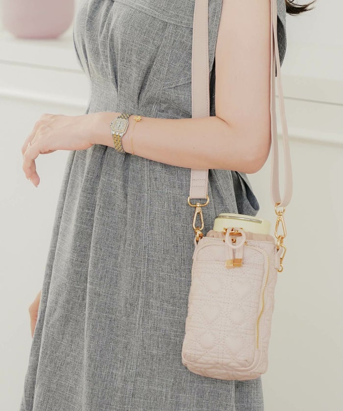 500ml600mlおしゃれキルティングギフトケースショルダードリンクホルダーハートキルティングフェミニンペットボトルカバーペットボトルケースペットボトルホルダーボトルケースボトルホルダーレディース保冷ショルダー保冷バッグ保冷ボトルケース合皮夏斜めがけ水筒カバー