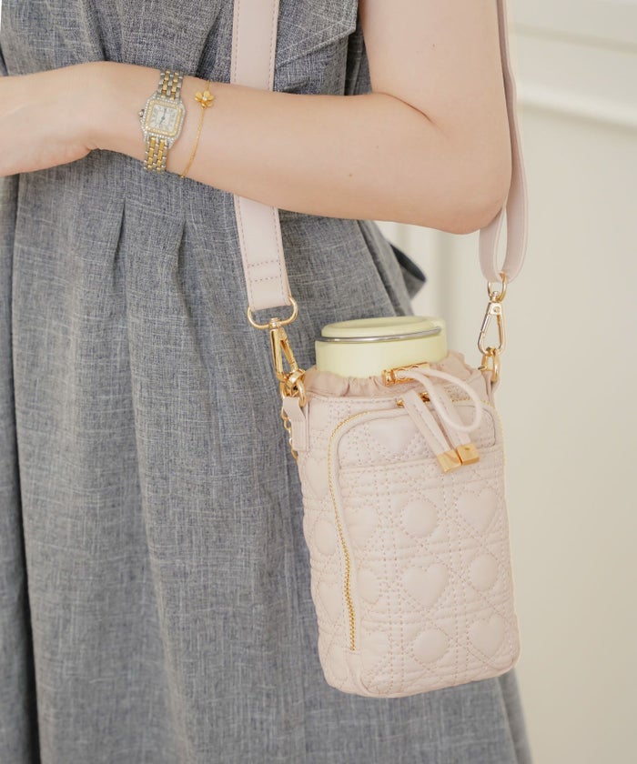 500ml600mlおしゃれキルティングギフトケースショルダードリンクホルダーハートキルティングフェミニンペットボトルカバーペットボトルケースペットボトルホルダーボトルケースボトルホルダーレディース保冷ショルダー保冷バッグ保冷ボトルケース合皮夏斜めがけ水筒カバー