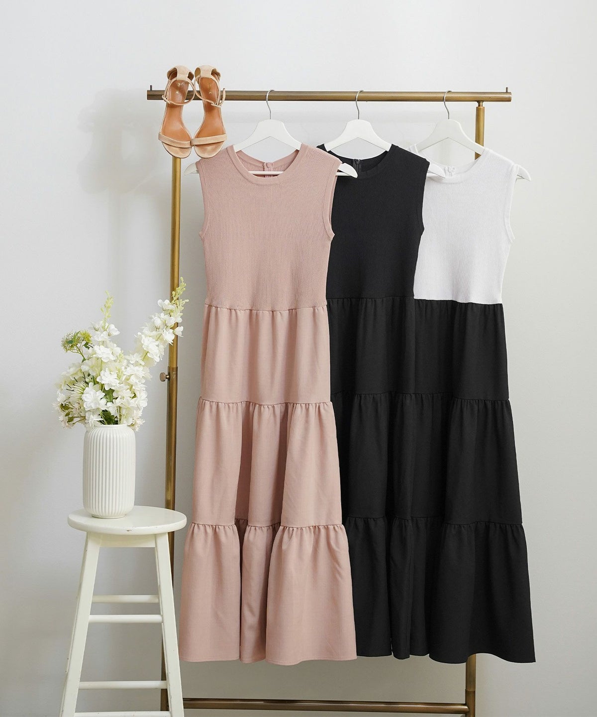 手洗い可かわいい上品きれいめ大人カジュアルシンプルノースリーブ異素材体型カバーフレアジョイントスペース