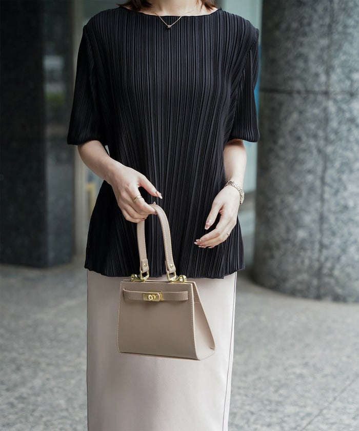 プリーツ トップス HUIT レディース ブラウス 半袖 アイボリー ライトグレー ブラック