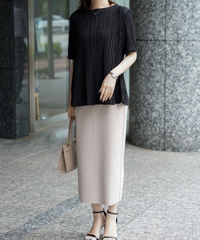 プリーツ トップス HUIT レディース ブラウス 半袖 アイボリー ライトグレー ブラック