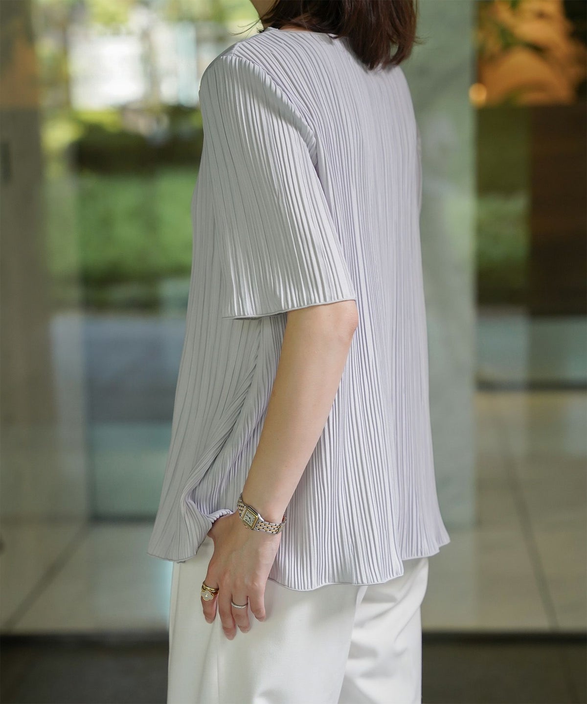 プリーツ トップス HUIT レディース ブラウス 半袖 アイボリー ライトグレー ブラック