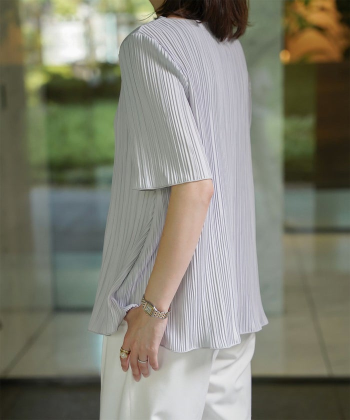 プリーツ トップス HUIT レディース ブラウス 半袖 アイボリー ライトグレー ブラック