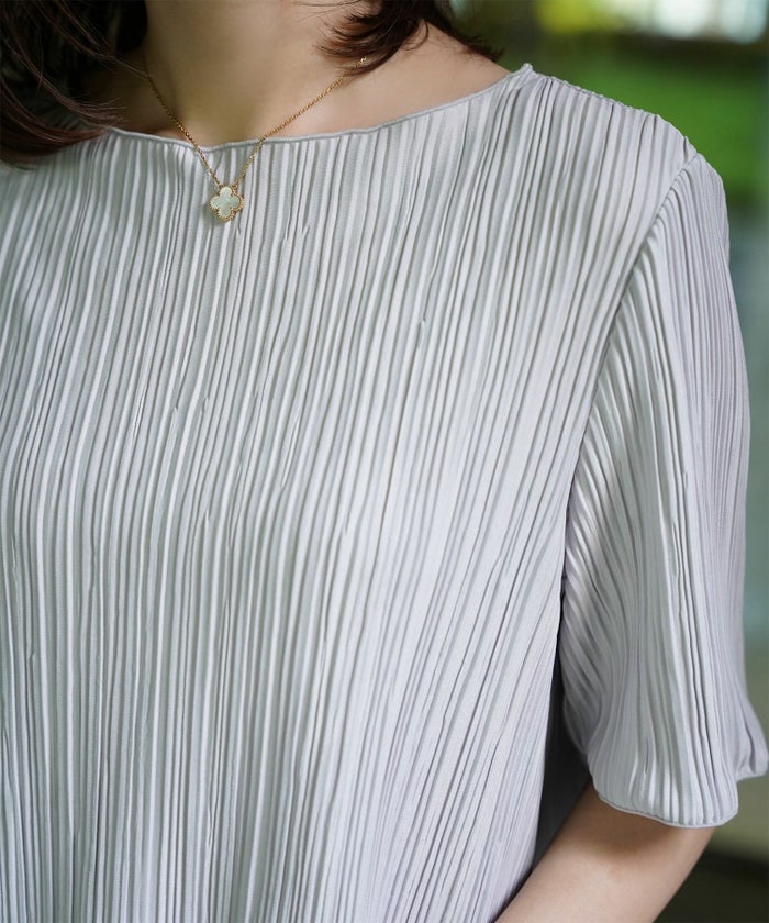 プリーツ トップス HUIT レディース ブラウス 半袖 アイボリー ライトグレー ブラック