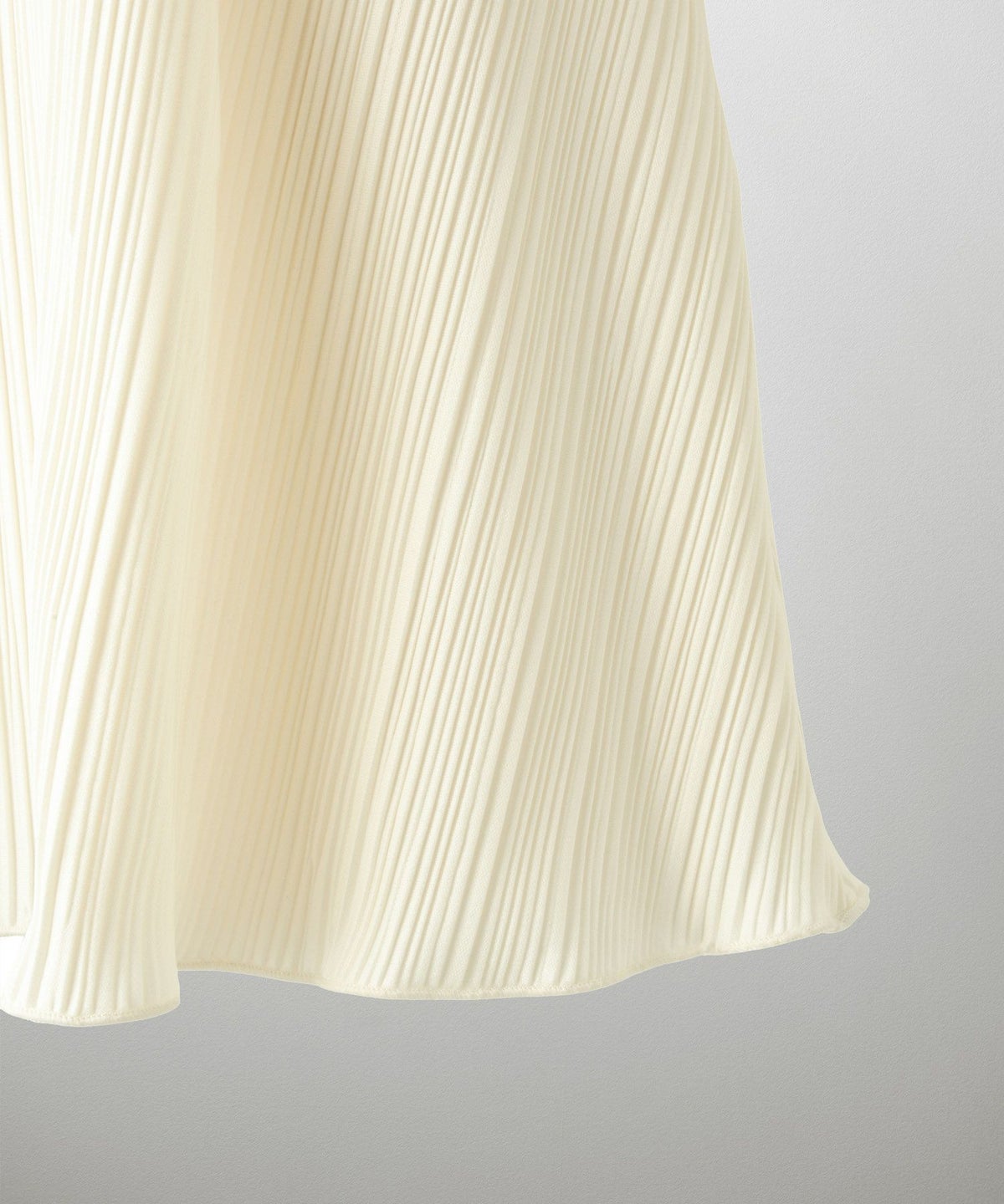 プリーツ トップス HUIT レディース ブラウス 半袖 アイボリー ライトグレー ブラック