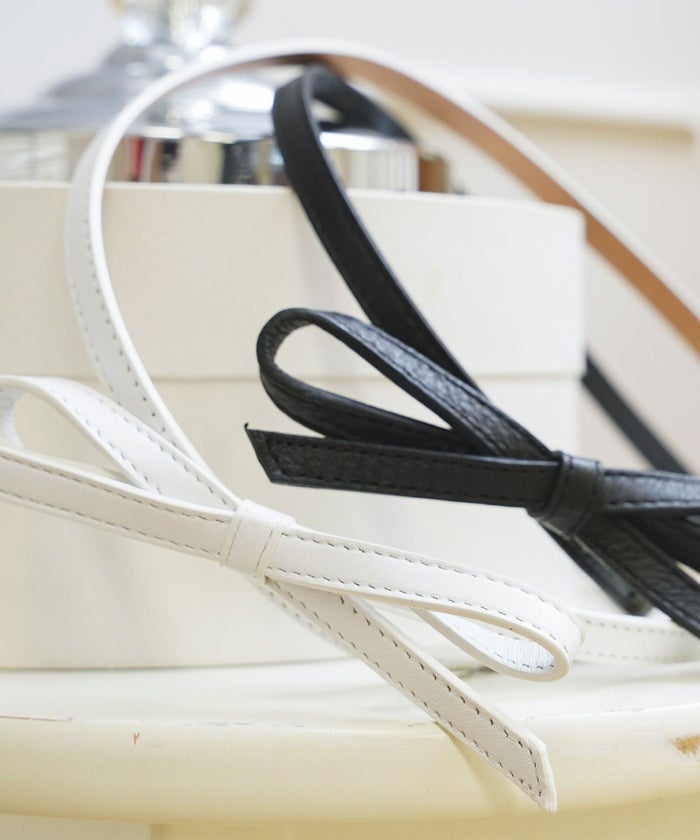 レザーリボンモチーフ細ベルト牛革