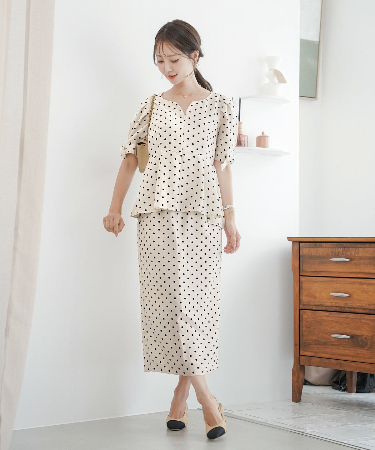 レディーススカートボトムスタイトスリットドット柄ウエストゴムファスナー薄手セットアップシンプルオフィスカジュアルフェミニン上品エレガント裏地