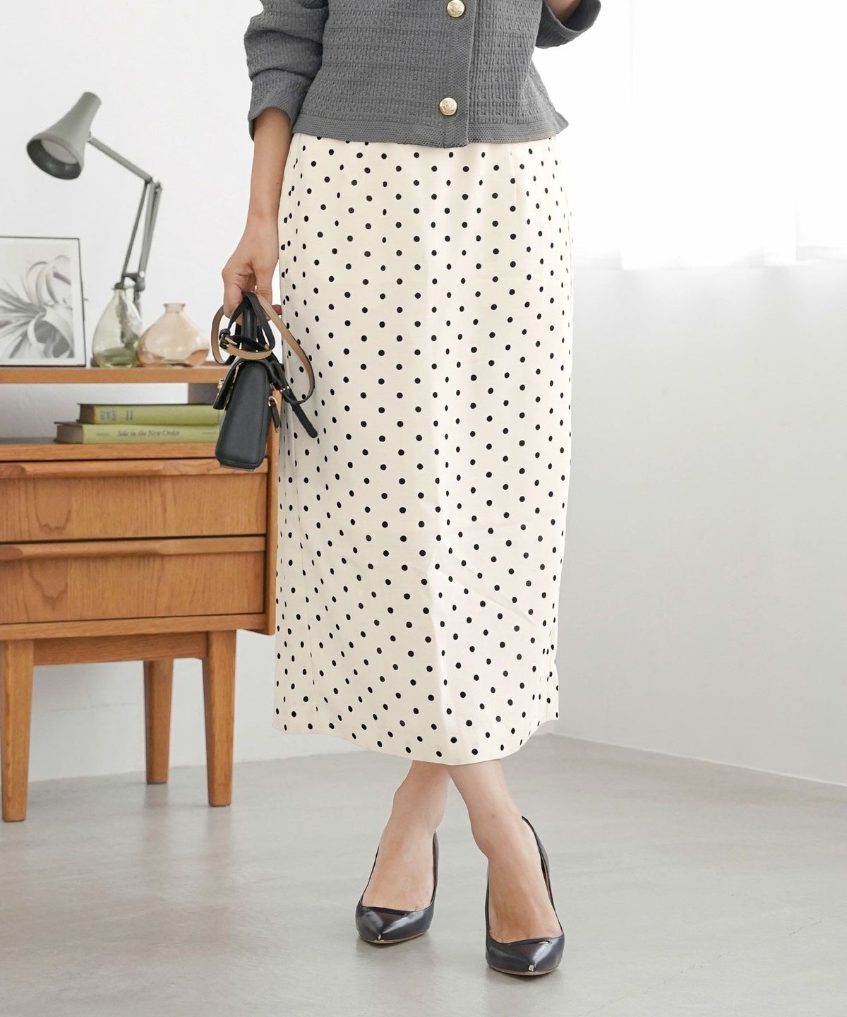 レディーススカートボトムスタイトスリットドット柄ウエストゴムファスナー薄手セットアップシンプルオフィスカジュアルフェミニン上品エレガント裏地