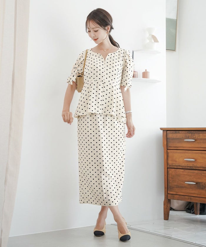 レディーススカートボトムスタイトスリットドット柄ウエストゴムファスナー薄手セットアップシンプルオフィスカジュアルフェミニン上品エレガント裏地