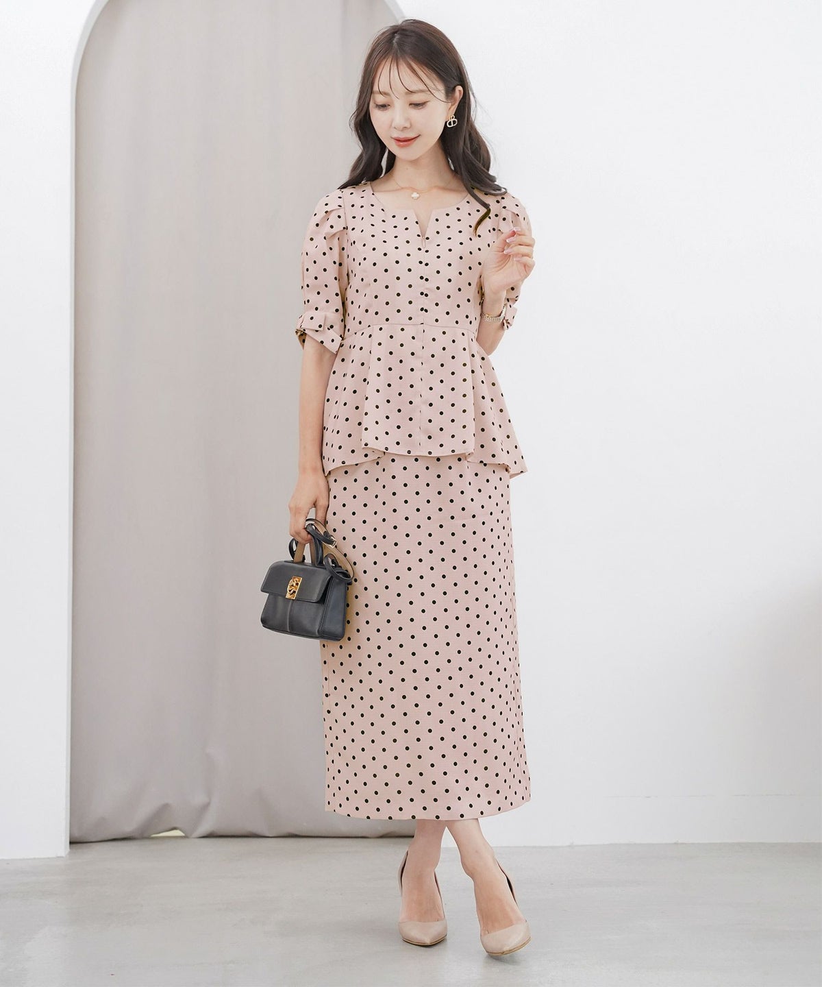 レディーススカートボトムスタイトスリットドット柄ウエストゴムファスナー薄手セットアップシンプルオフィスカジュアルフェミニン上品エレガント裏地