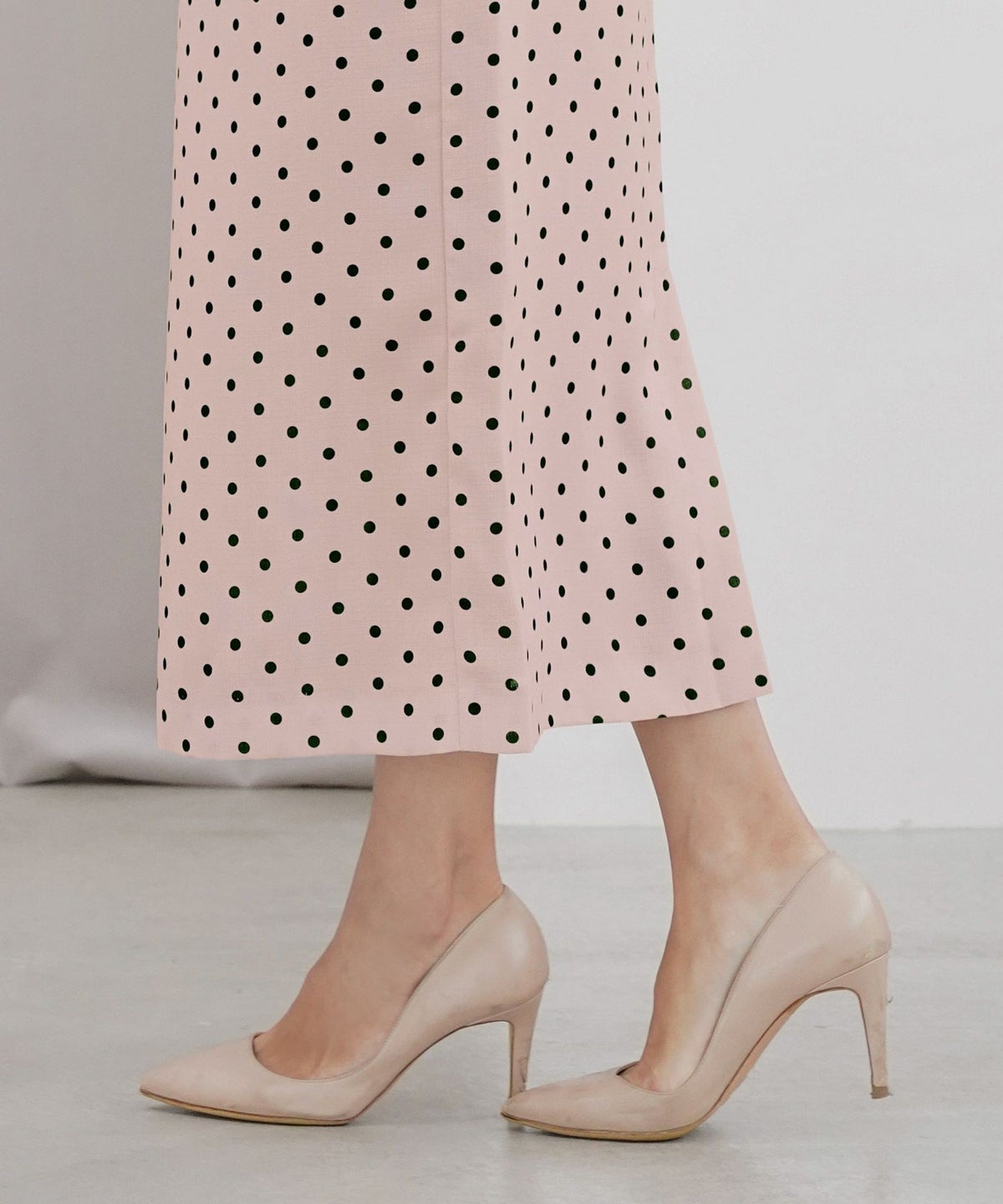 レディーススカートボトムスタイトスリットドット柄ウエストゴムファスナー薄手セットアップシンプルオフィスカジュアルフェミニン上品エレガント裏地