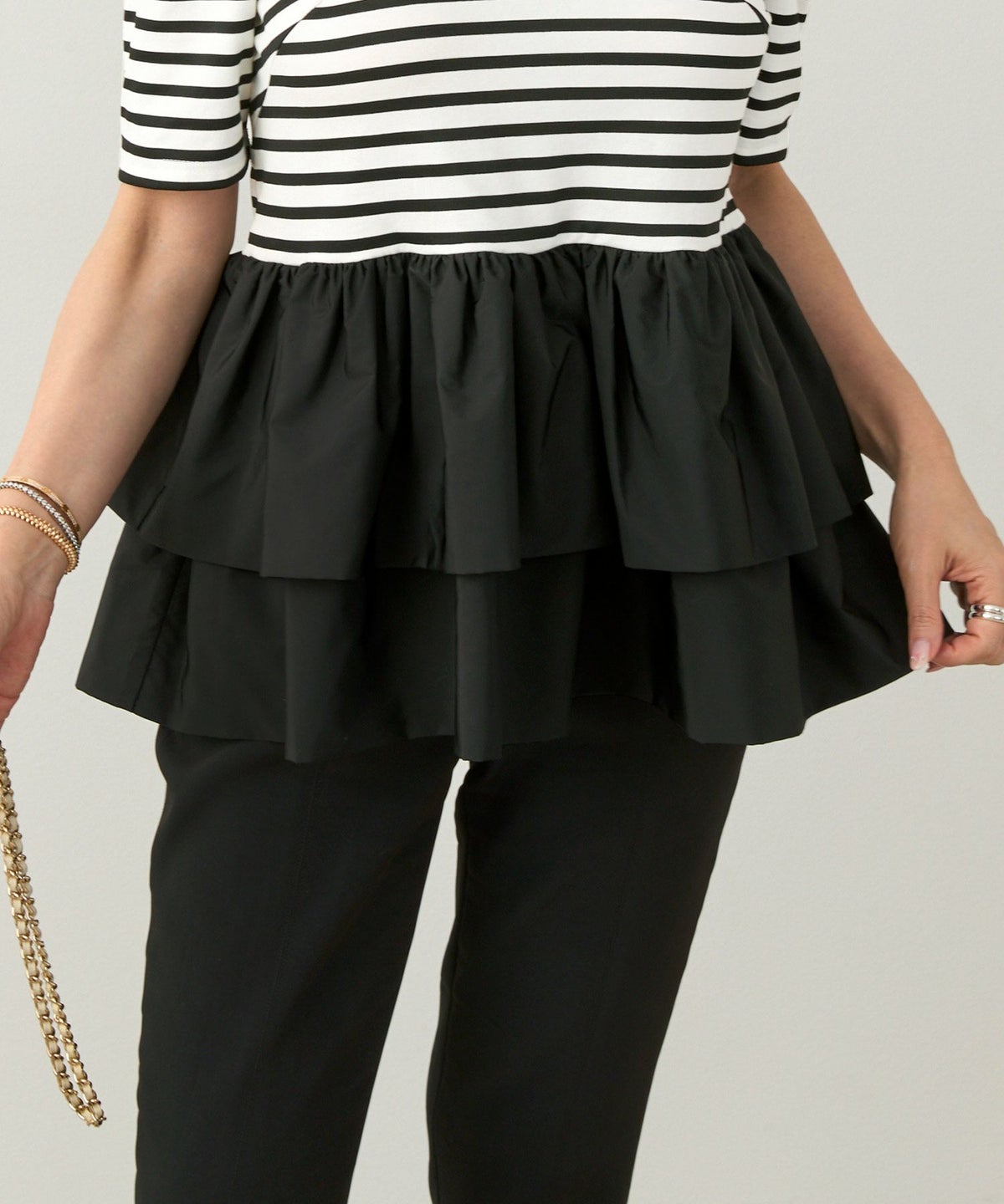 手洗い可かわいい上品きれいめ大人カジュアルオフィスシンプルVネック体型カバー異素材ジョイントスペース