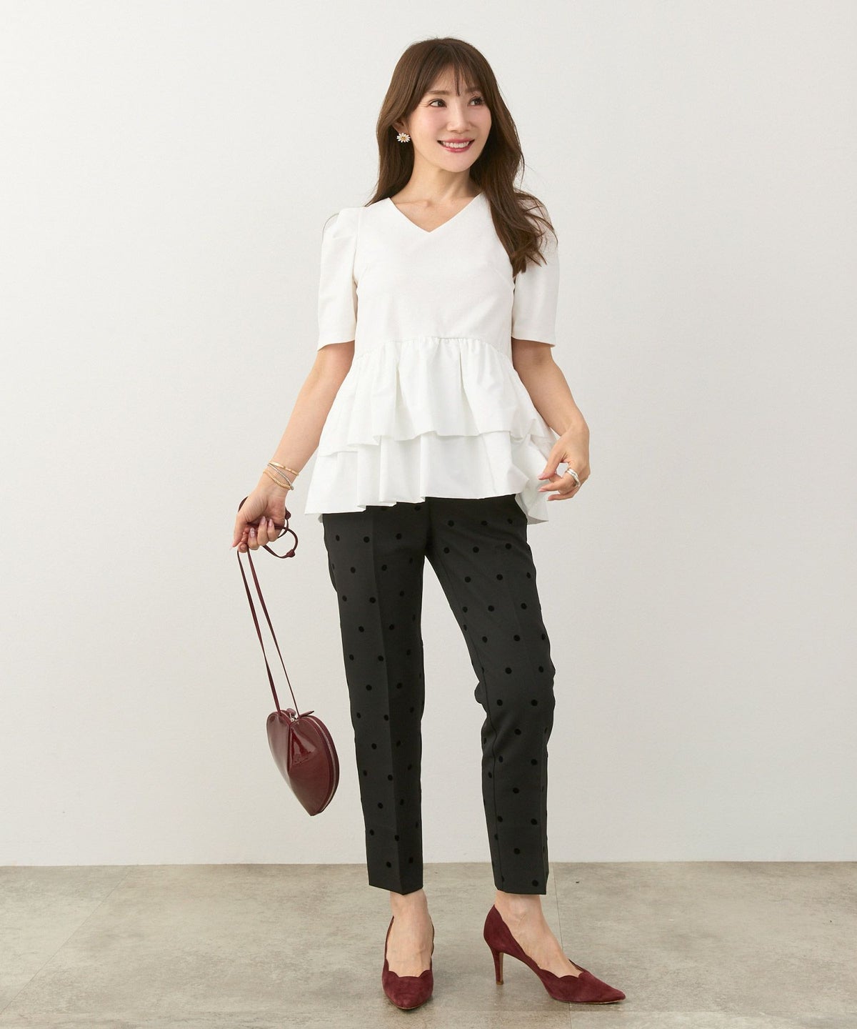 手洗い可かわいい上品きれいめ大人カジュアルオフィスシンプルVネック体型カバー異素材ジョイントスペース