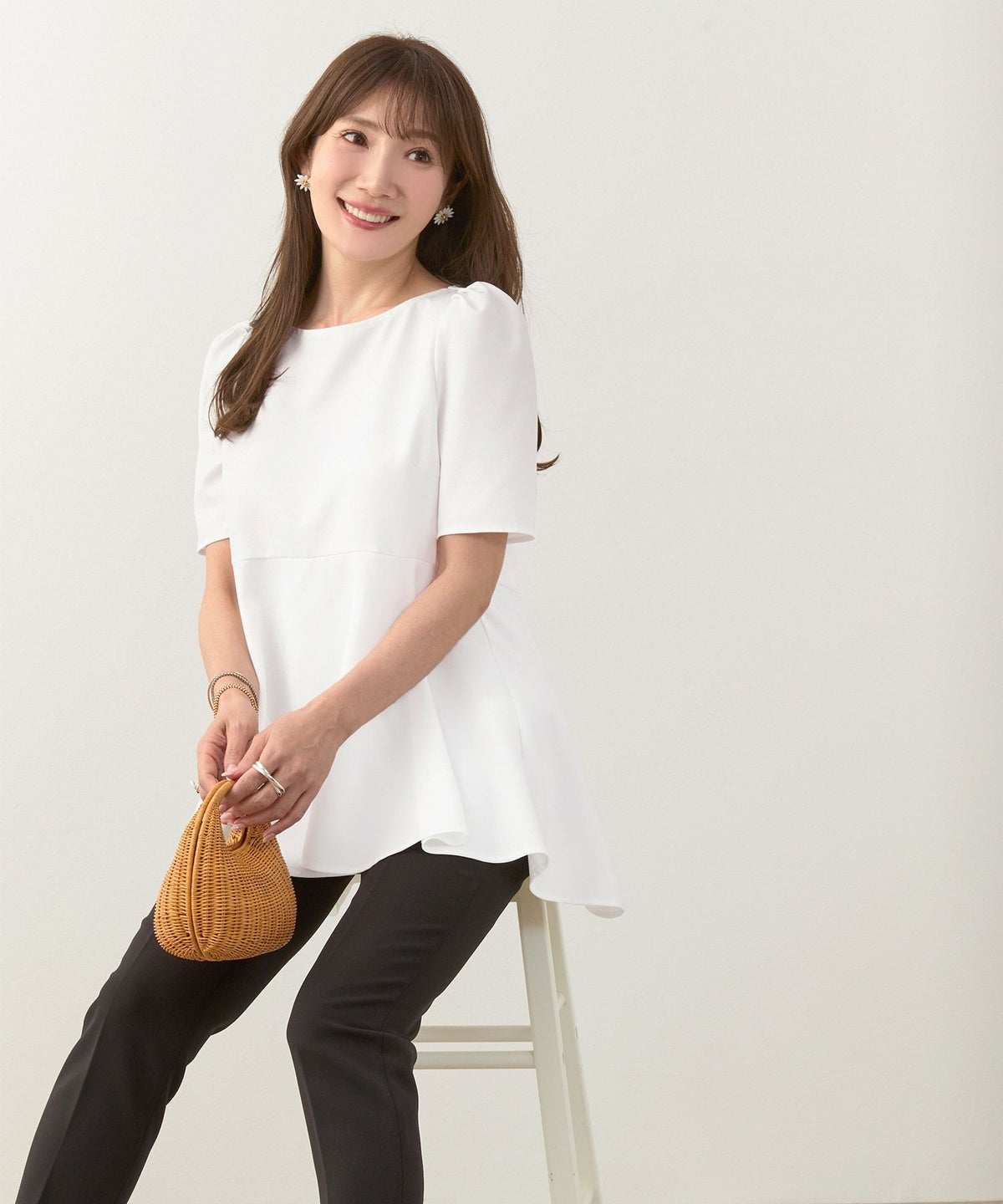 手洗い可日本製かわいい上品きれいめ大人カジュアルオフィスシンプルペプラム体型カバージョイントスペース