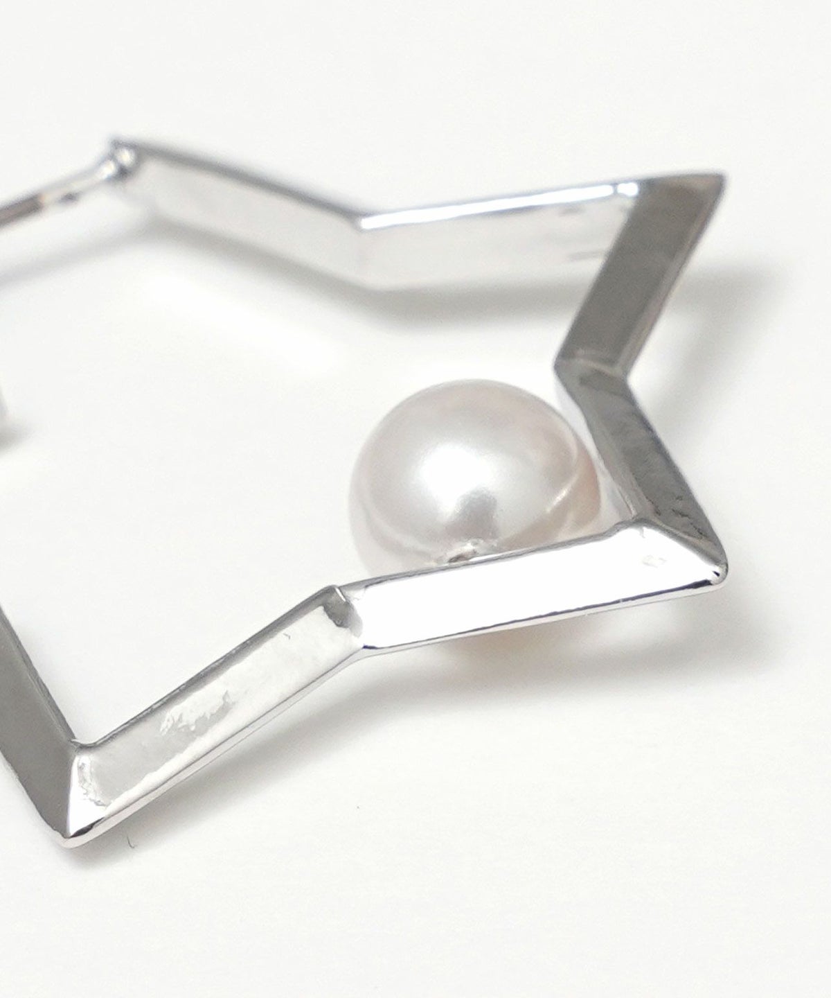 スターズ ビロー ピアス イヤリング Stars Below Pierce Earring