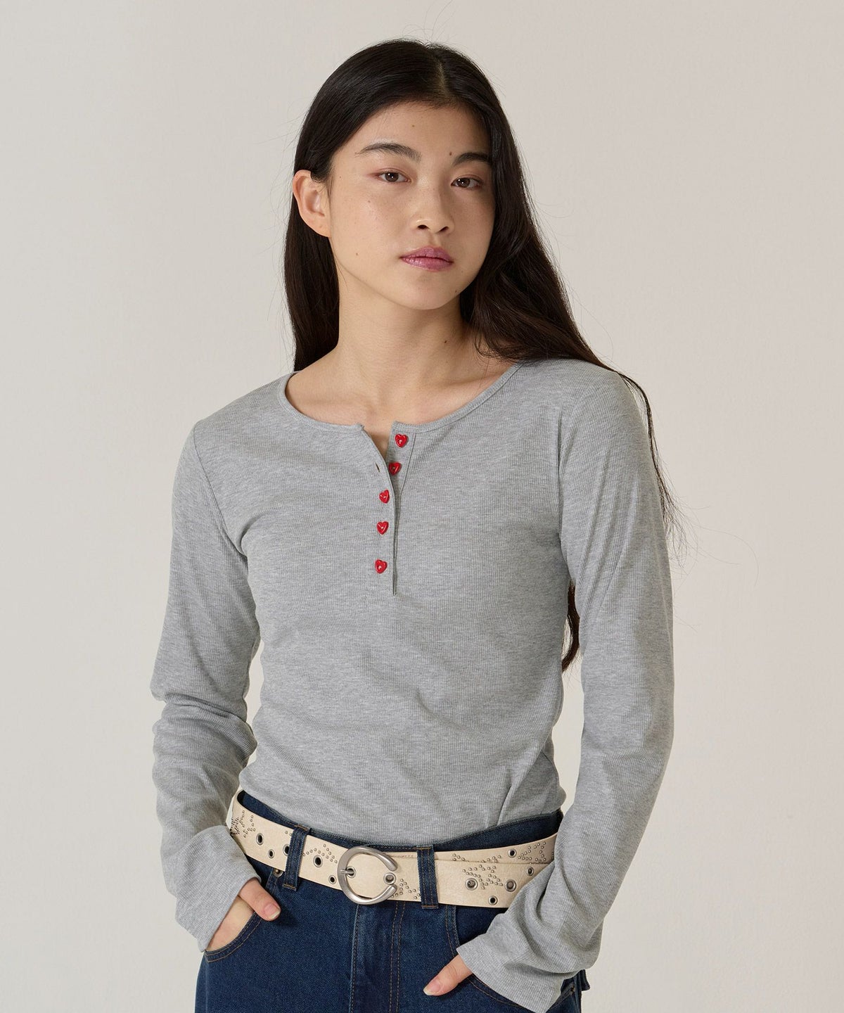 ハートボタン/ヘンリーネック/ロンT/ホワイト