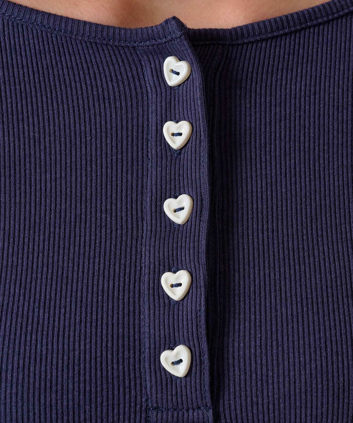 ハートボタン/ヘンリーネック/ロンT/ピンク/ホワイト/ネイビー