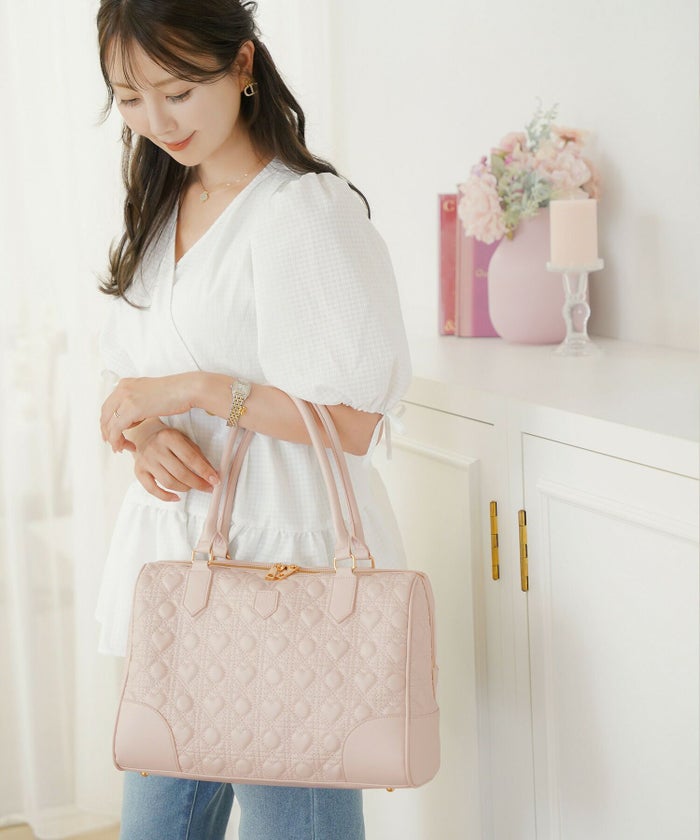 大容量レディースボストンバッグ旅行1泊2日2泊3日マザーズバッグ合皮キルティングハートキルティングフェミニンおしゃれバッグトラベルバッグ機内持ち込み軽量大人かわいい旅行バッグ