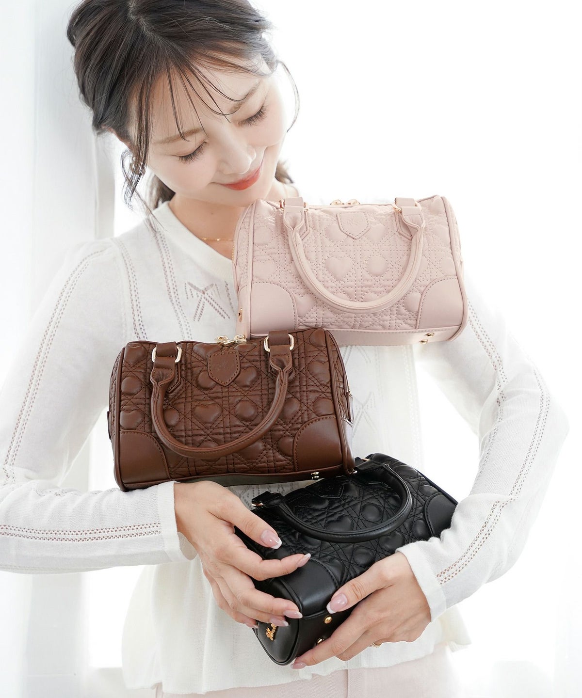 ミニボストンバッグポシェットショルダーバッグミニバッグレディース斜めがけミニサイズサブバッグコンパクト合皮ハートキルティングフェミニンおしゃれバッグかわいい小さめデイリー