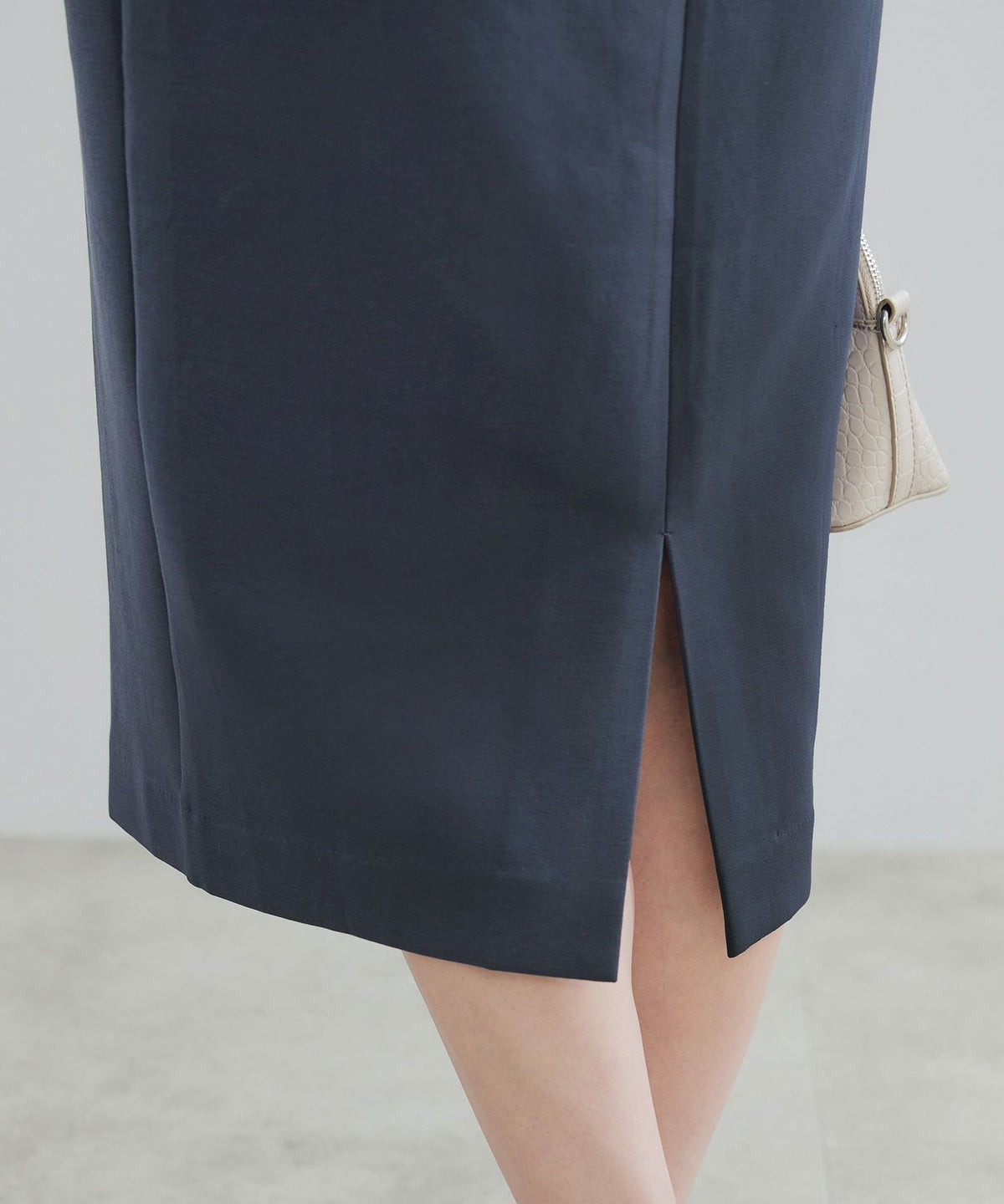 手洗い可かわいい上品きれいめ大人カジュアルシンプル体型カバーリラックスVネックジョイントスペース