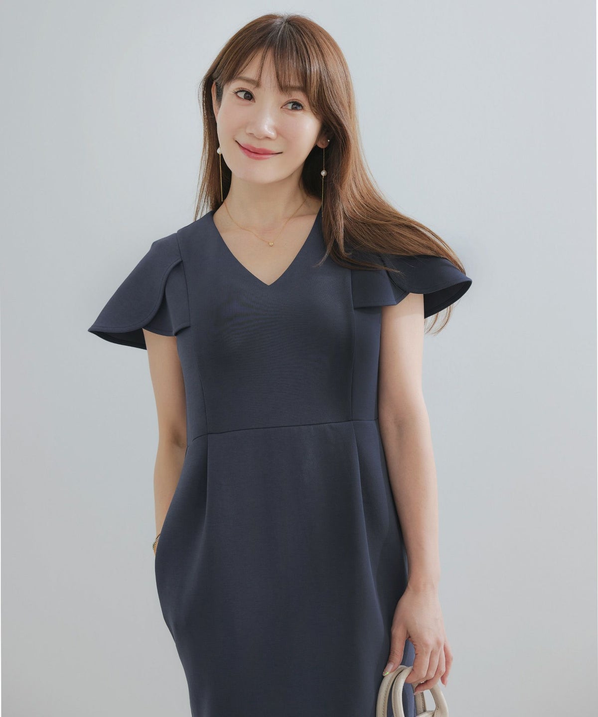 手洗い可かわいい上品きれいめ大人カジュアルシンプル体型カバーリラックスVネックジョイントスペース