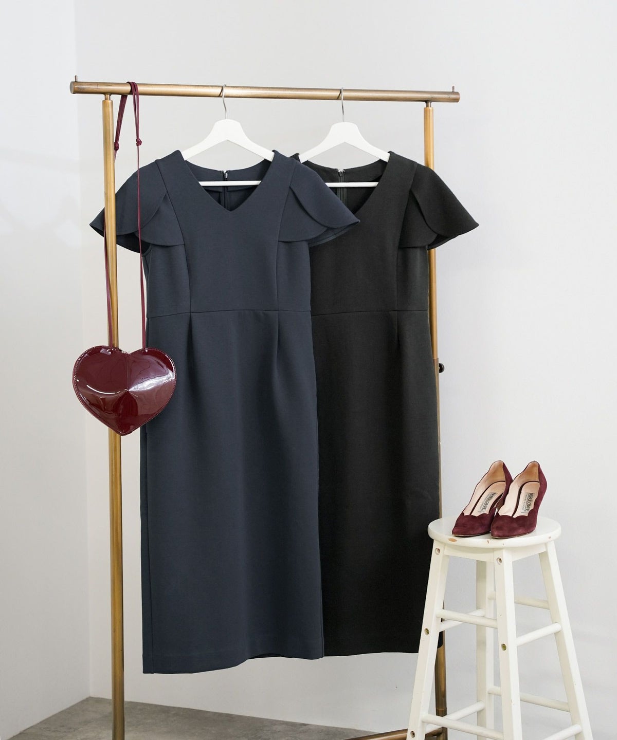 手洗い可かわいい上品きれいめ大人カジュアルシンプル体型カバーリラックスVネックジョイントスペース