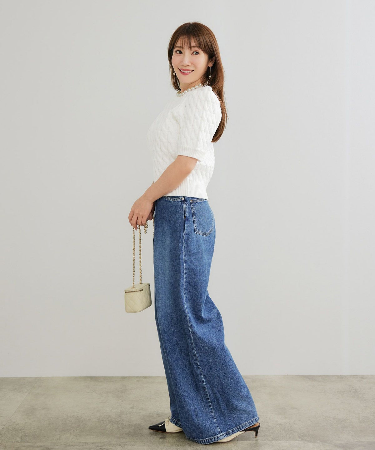 手洗い可かわいい上品きれいめ大人カジュアルシンプルパフスリーブオフィスジョイントスペース