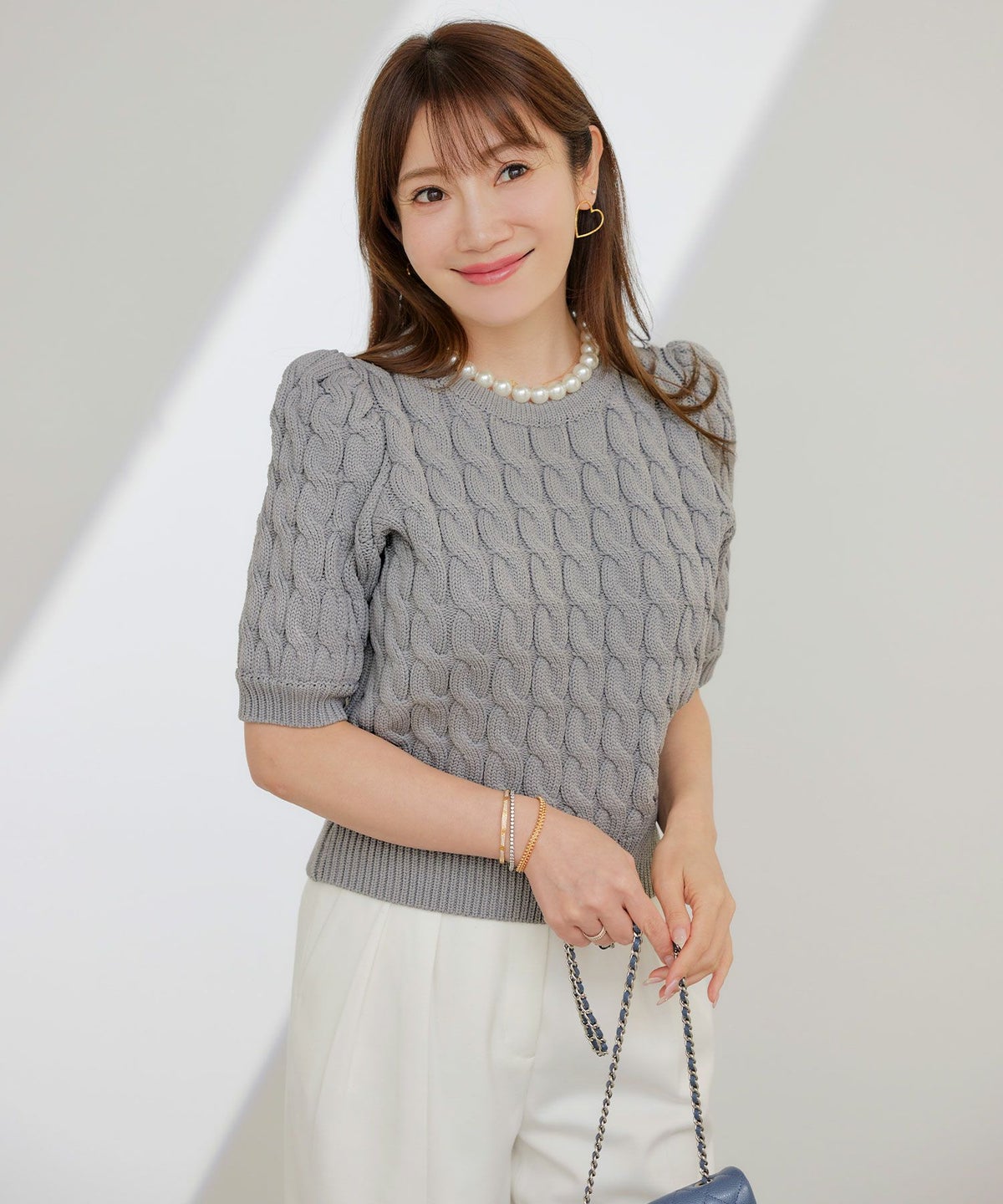 手洗い可かわいい上品きれいめ大人カジュアルシンプルパフスリーブオフィスジョイントスペース