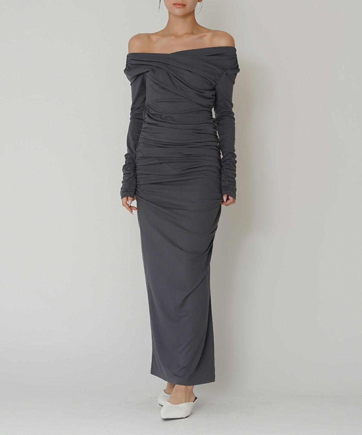 オフショル シャーリング ギャザー ワンピース KINO THE KEI 全4色｜ktk331-0100【1】