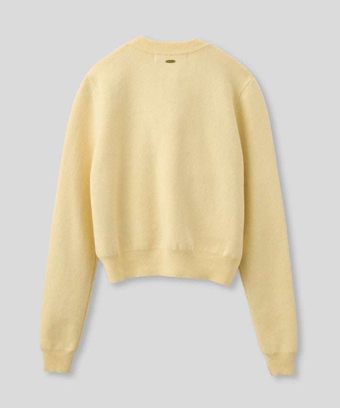 ニットトップス コンパクトカーデ ショート丈 ブランドロゴ付き タイトトップス 韓国風 綺麗め 細見え カジュアル KINO THE KEI