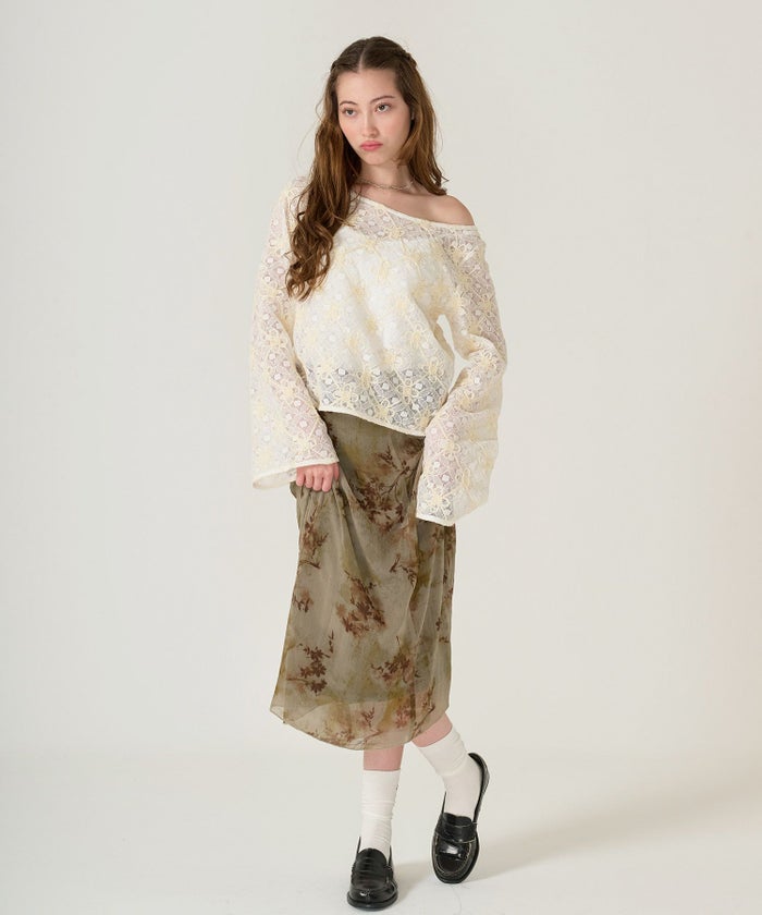 フラワー/刺繍/ トップス/ホワイト